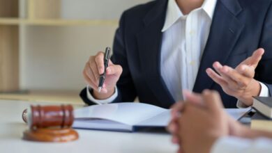 What qualities make a good lawyer for compensation claims?